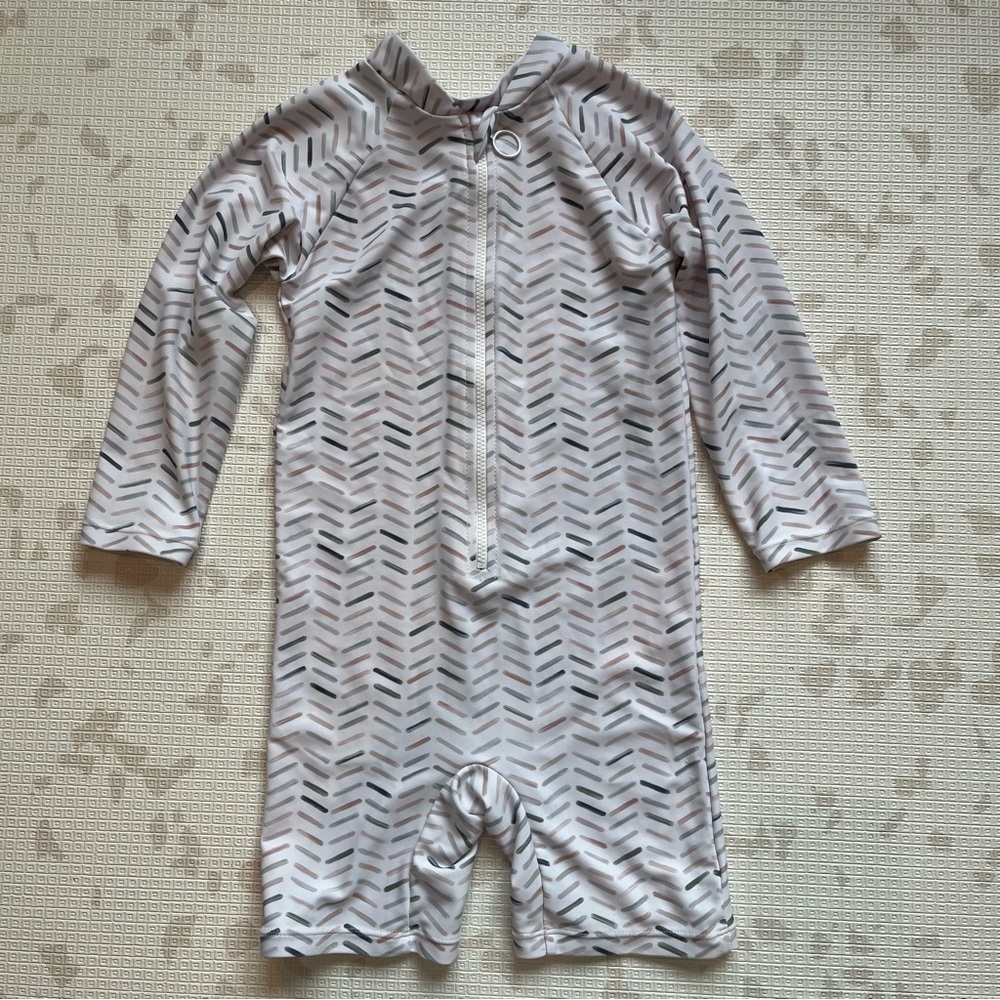 Current Tyed Kids Swim Rashguard -“Maverick” print